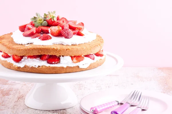 Tarte à la crème aux fraises — Photo