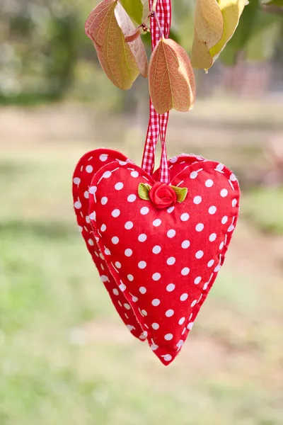 Corazón de tela colgante —  Fotos de Stock