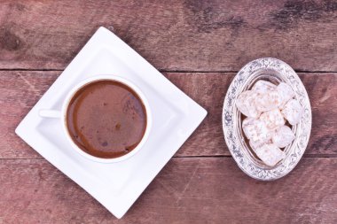 Türk kahvesi ve Türk lokumu