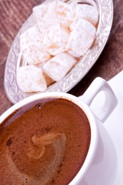 Türk kahvesi ve Türk lokumu