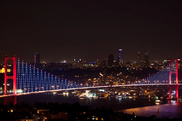 Die Bosporus-Brücke — Stockfoto