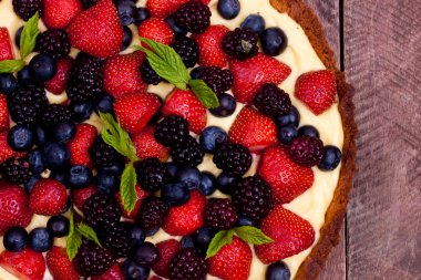 Berry tart