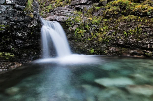 Cachoeira incrível — Fotografia de Stock