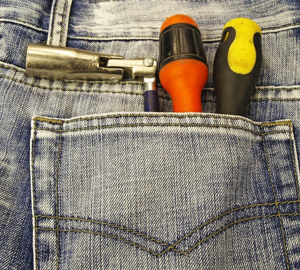 Verktyg och jeans ficka — Stockfoto