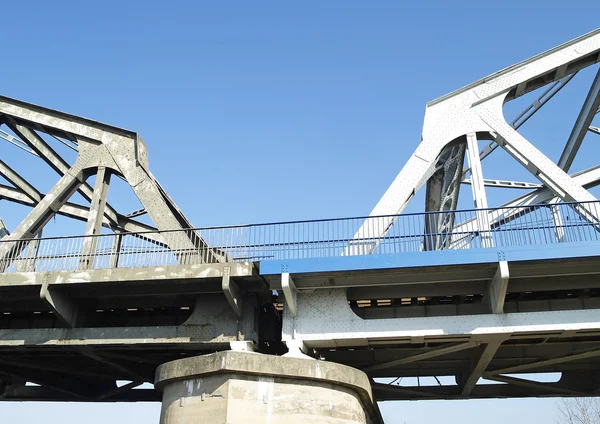 Bro över floden vistula — Stockfoto