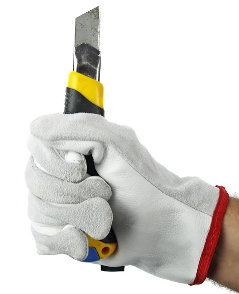 Luva de trabalho de bruxa mão isolada segurando ferramenta faca de corte — Fotografia de Stock