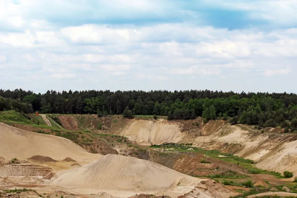 Extracting gravel — Stock Photo, Image