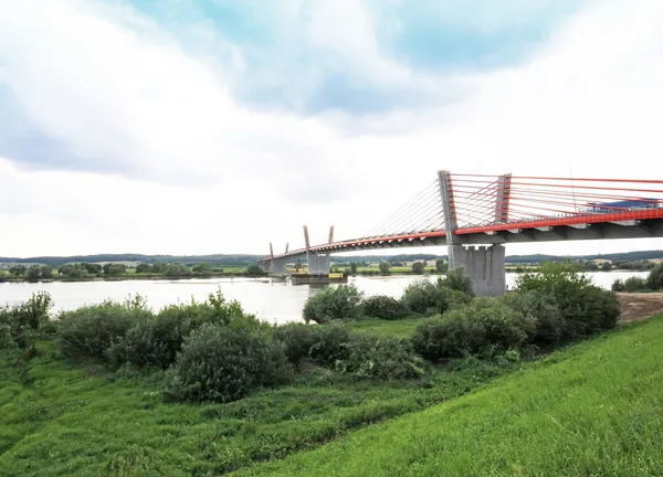 Kwidzyn, Polonia - puente sobre Vístula — Foto de Stock