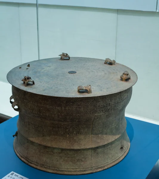 Bronze drum — Stock Photo, Image