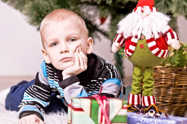 Pequeño niño — Foto de Stock