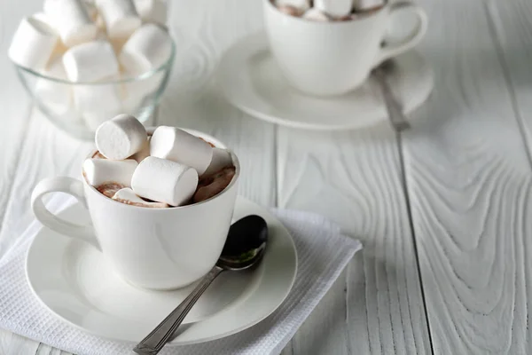 White Wooden Table Mug Hot Chocolate Marshmallows — Stock Photo, Image