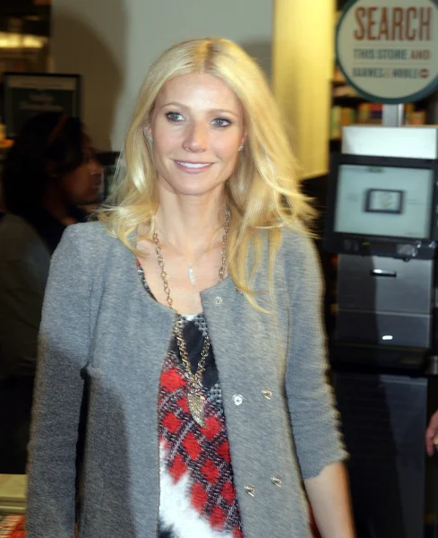 Gwyneth Paltrow At A Book Signing In New York City — Stock Photo, Image