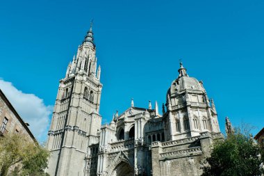 Aziz Mary Katedrali 'nin antik katolik katedralleri (ayrıca Katedral Primada olarak da bilinir) Toledo şehir merkezinden, İspanya' ya. Gotik mimari, mudejar tarzı