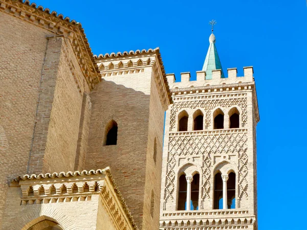 Zaragoza Spanya Mudejar Tarzında Ortaçağ Çan Kulesi Olan San Pablo — Stok fotoğraf