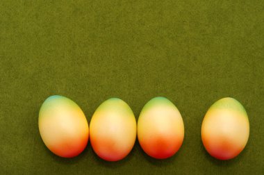 Renkli Paskalya yumurtaları
