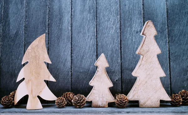 Pine cones and christmas tree figures — Stock Photo, Image