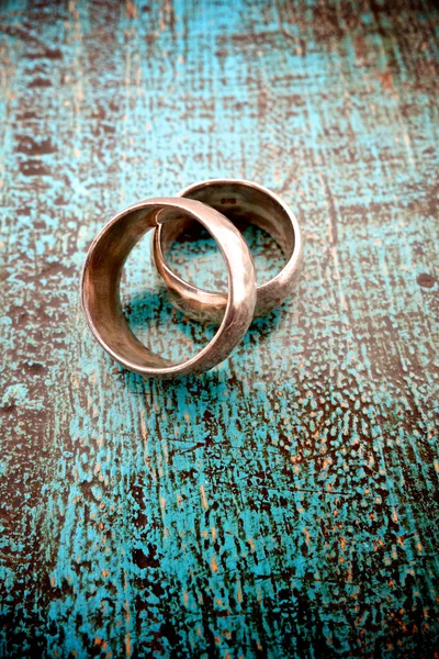 Old used wedding rings — Stock Photo, Image