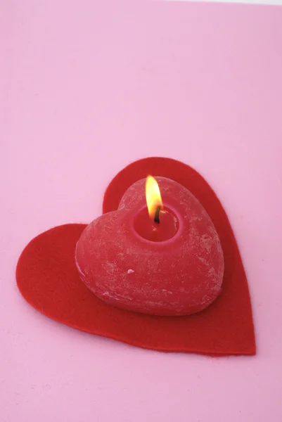 Herzförmige Kerze — Stockfoto