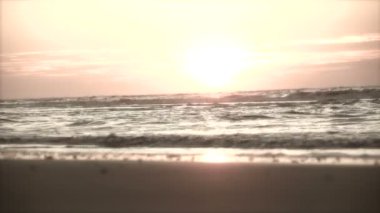 Sahilde gün batımı