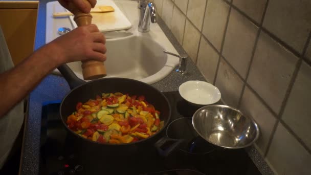 Vegetarische Mahlzeit — Stockvideo