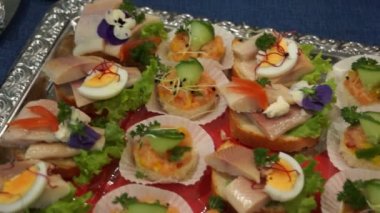 parmak gıda, parti açık büfe