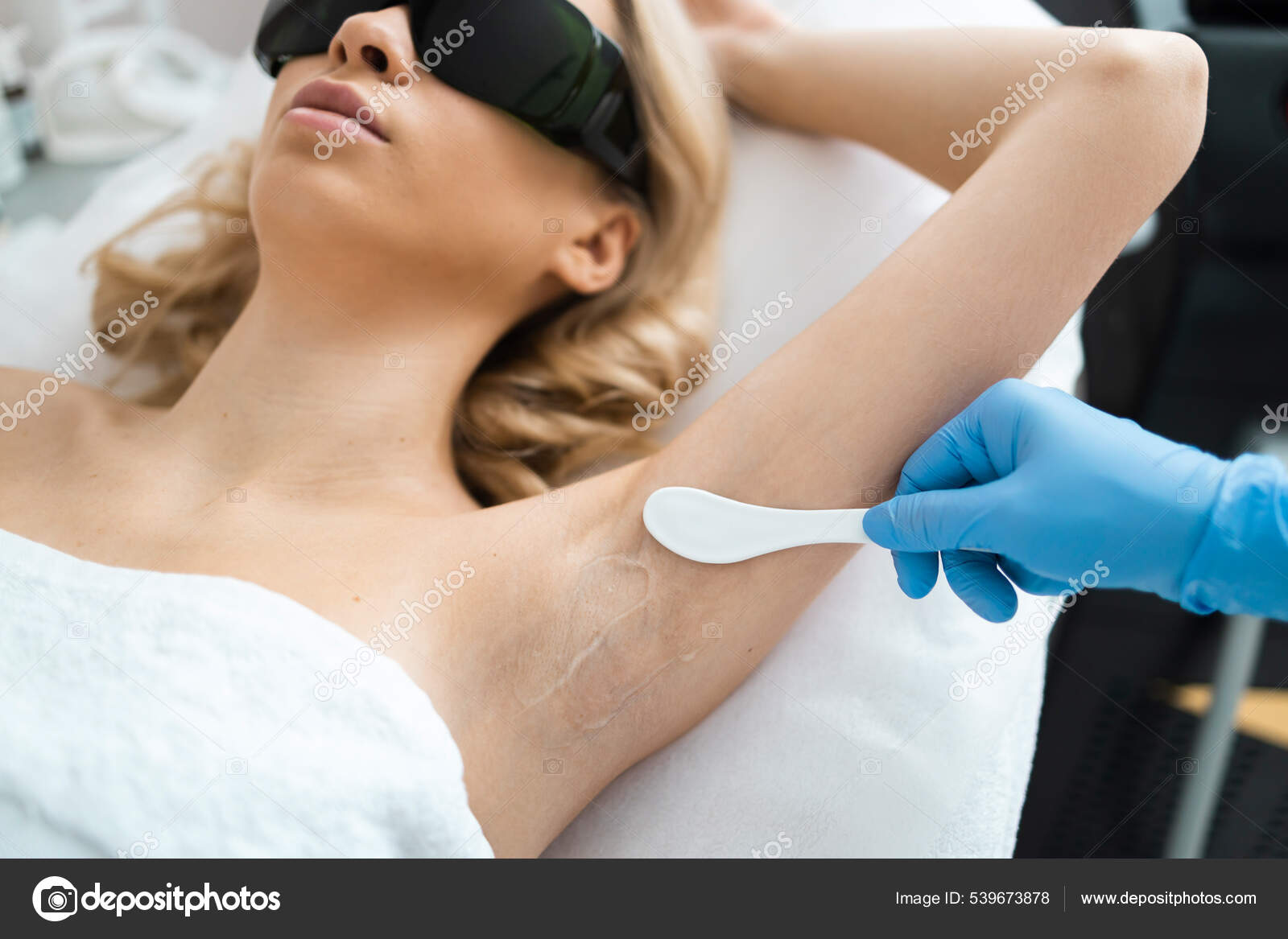 Applying Transparent Gel Laser Hair Removal Procedure Armpit Area Underarm  Stock Photo by © 539673878