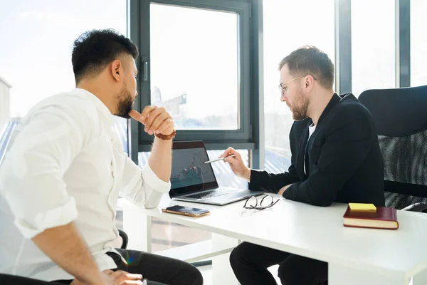 Two Businessmen Analyze Growth Company Sitting Laptop Office — Stock Photo, Image