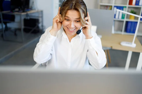 Cheerful Call Center Office Female Employee Headset Talking Video Call — Zdjęcie stockowe