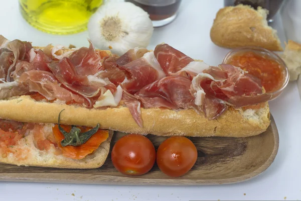 Iberian ham sandwich — Stock Photo, Image