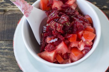 domates ve pancar salatası 