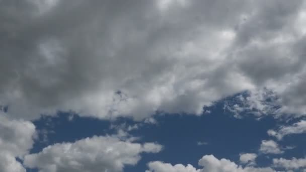 Nubes de lazo sin costura — Vídeo de stock