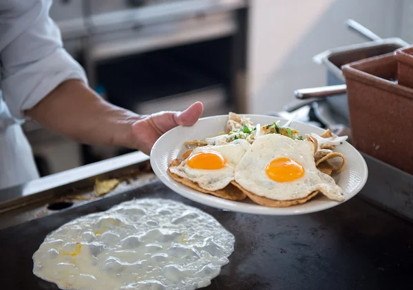 튀긴 계란 접시 — 스톡 사진
