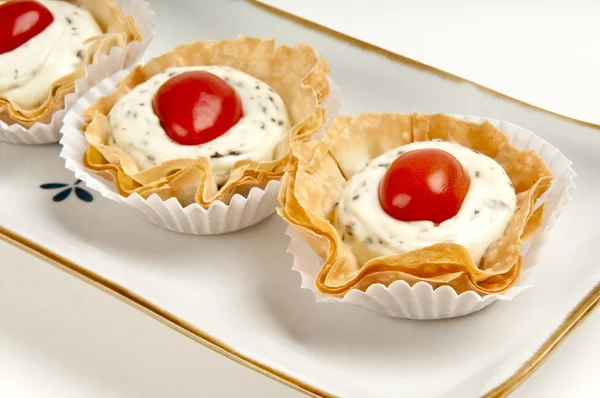 Tomato and cheese canape — Stock Photo, Image