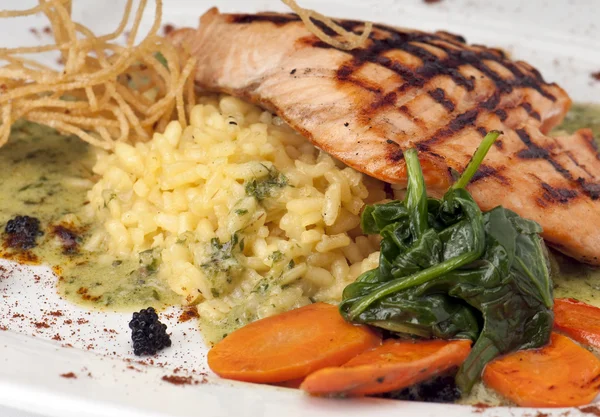 Risotto and Salmon — Stock Photo, Image