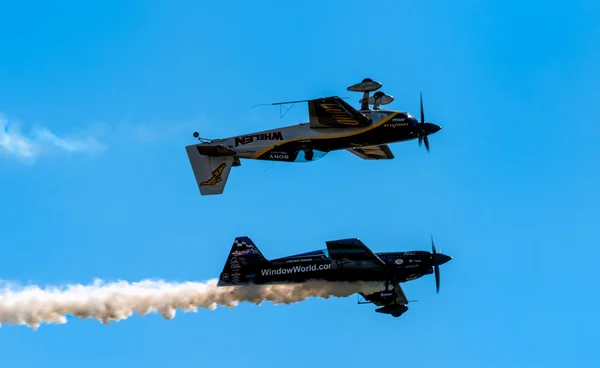 Aerobatics performance — Stock Photo, Image