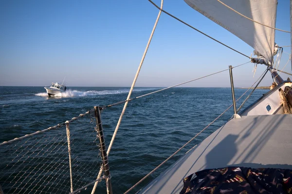 Boot im Wasser — Stockfoto