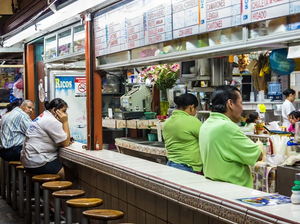 Bar en el Mercado Central de San José — Foto de Stock