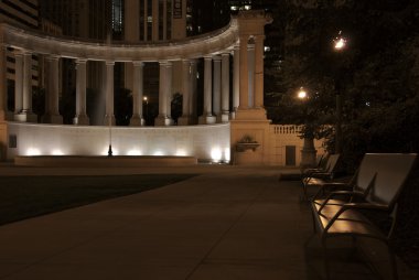 Chicago millenium park monumentun görünümünü