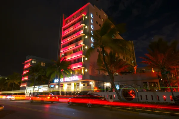 维克托 · 酒店在迈阿密海滩，酒店坐落于全球著名海洋驱动器 — 图库照片