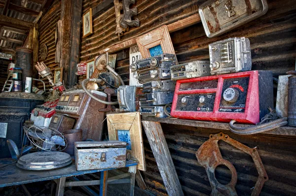 Rusted garage — Stock Photo, Image