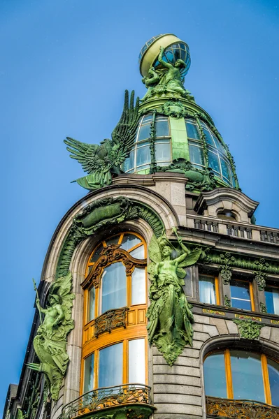 Cúpula de Singer House em São Petersburgo — Fotografia de Stock