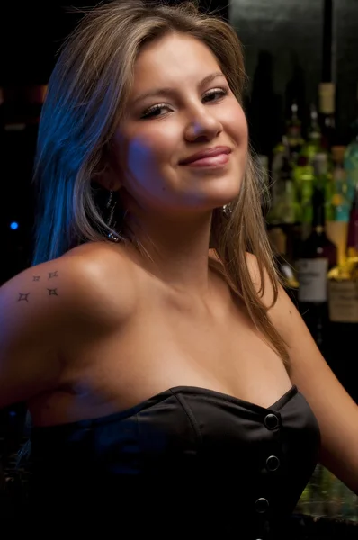 Lady in the bar — Stock Photo, Image