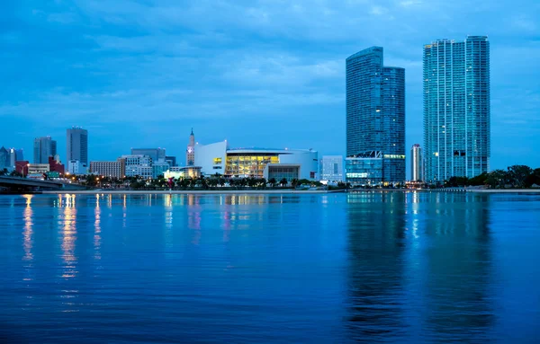 Skyline der Innenstadt von Miami — Stockfoto