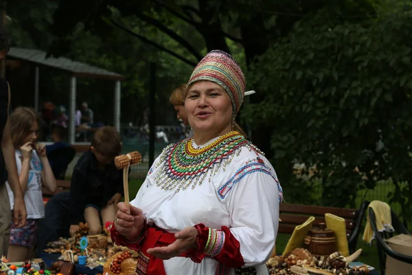 Vestido nacional Mardovsky — Fotografia de Stock