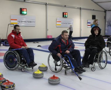Engelli gençler curling oyun ekibi