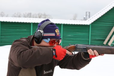 tezgah ateş yarışmalarda erkekler arasında