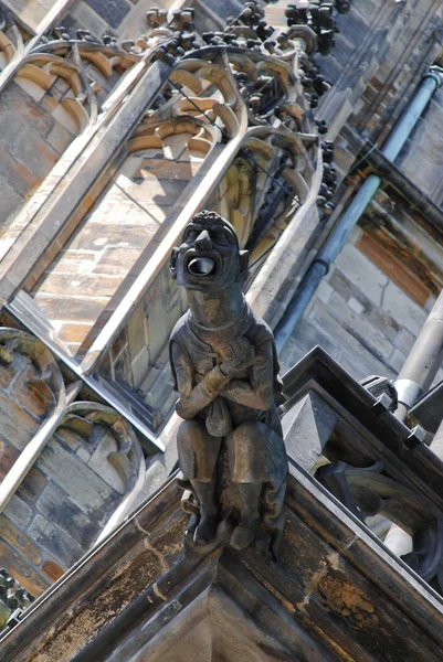 Gárgola de la Catedral de San Vito, Praga — Foto de Stock