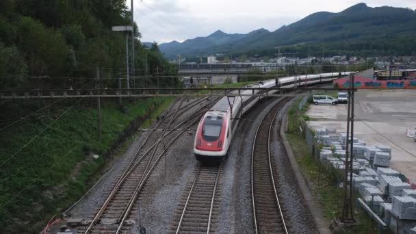 Olten Suisse 2022 Vue Rapprochée Haut Sur Train Voie Ferrée — Video
