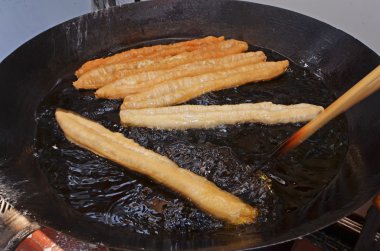 Çin kızarmış ekmek sopa