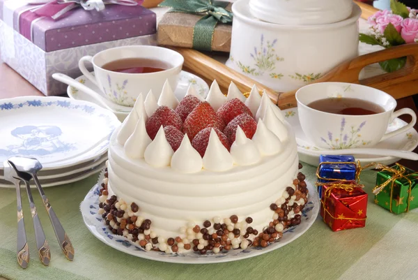 Gâteau au pudding aux fraises — Photo